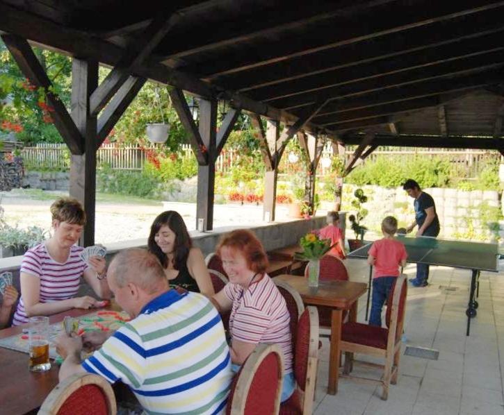 Penzion Alfa Železná Ruda Εξωτερικό φωτογραφία